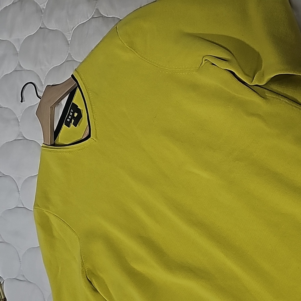 Dkny Men Pullover V Neck - image 1